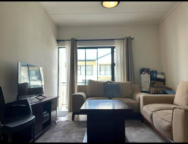 1 BEDROOM APARTMENT FOR SALE IN SANDOWN